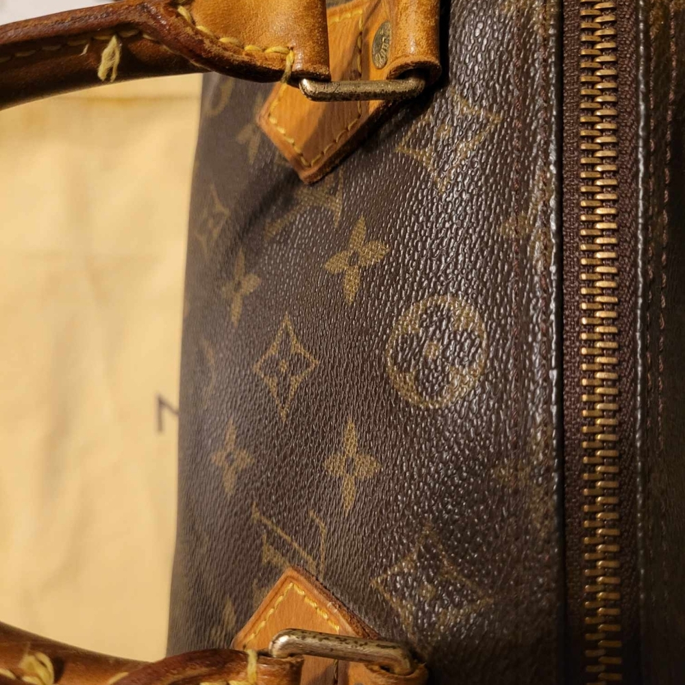 Authentic Monogram Speedy 30 vintage Louis Vuitton. EUC NOT FOR PICKY BUYERS. - Picture 6 of 13